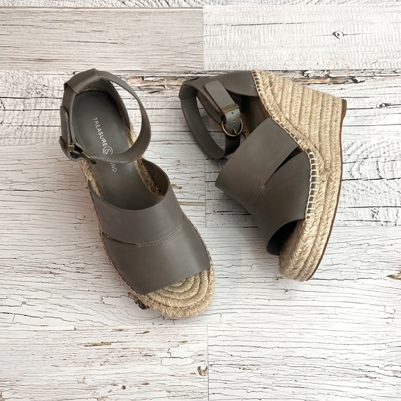 Treasure & Bond Espadrille Wedges - Picture 3 of 7